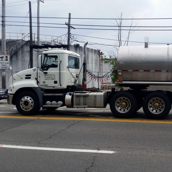 2016-06-08 NO LNG Chemical Truck 1824